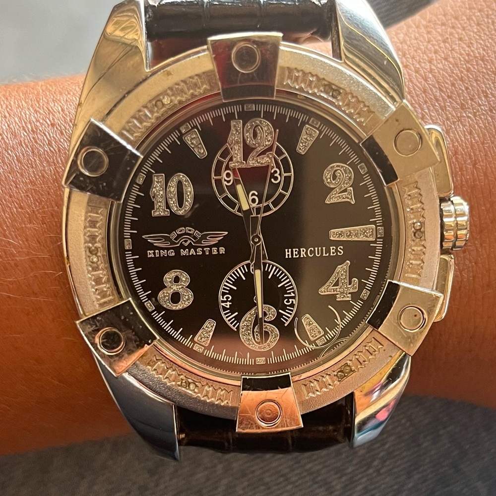 King master watch for men. Big face.